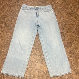 Universal Thread Lightweight Wide Leg denim 14 / 32L